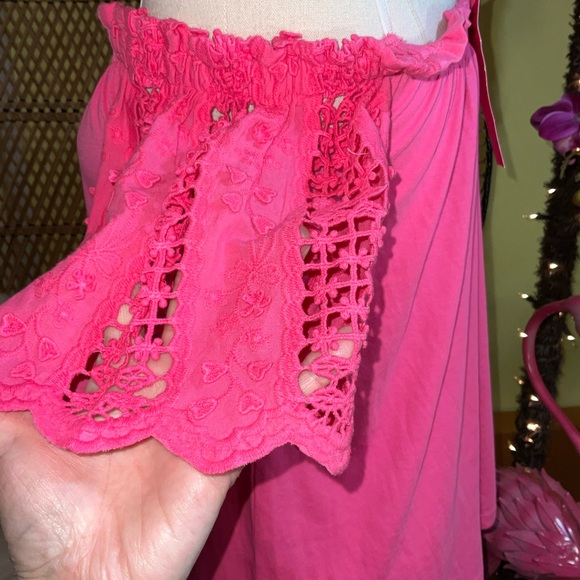 Lilly Pulitzer NWT Fayette Eyelet Sleeve Top Raz Berry Size XS - Picture 8 of 10